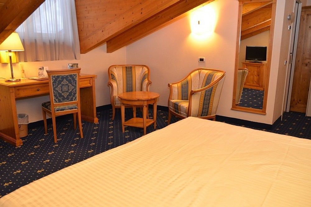Hotel Dolomiti Moena Eksteriør bilde