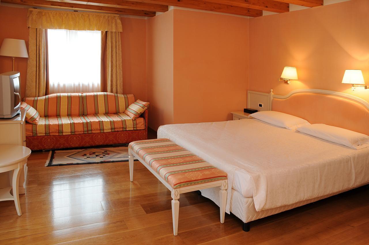 Hotel Dolomiti Moena Eksteriør bilde